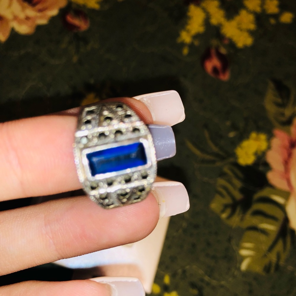 Sapphire ring